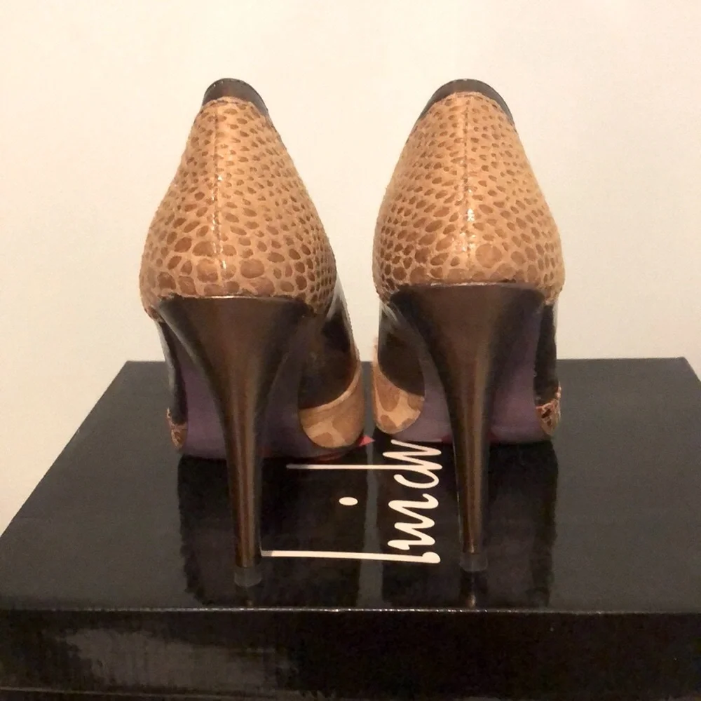 NWT LUI CHING Animal Print Heels